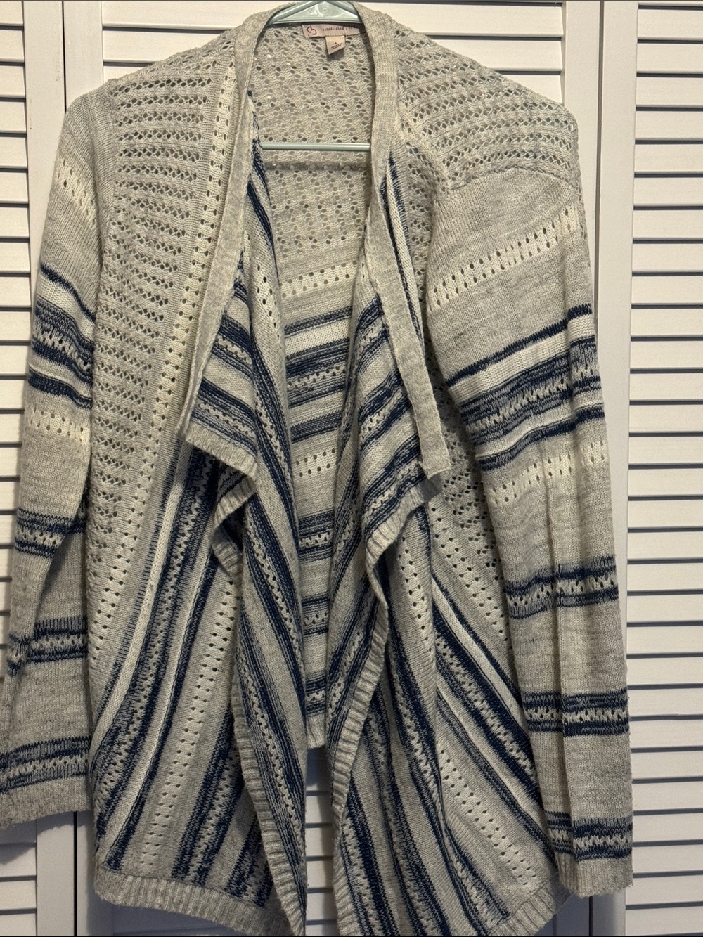 Open Drape Knit Cardigan in Cream and Navy